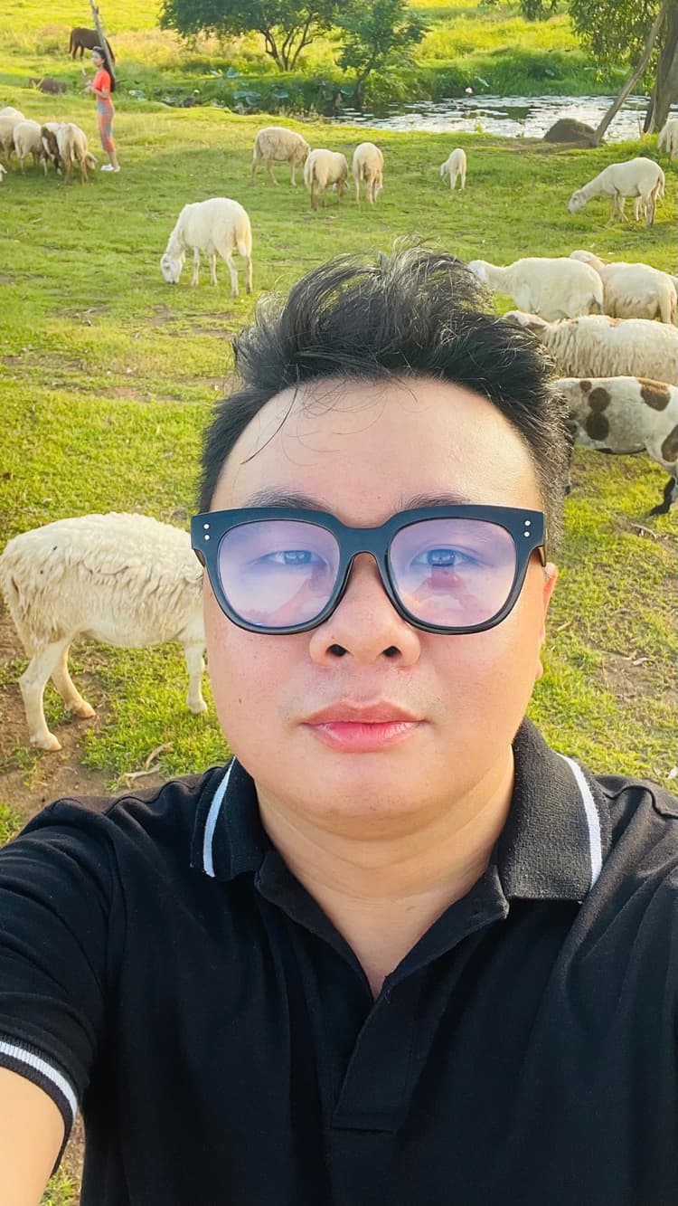 Nam Nguyễn - Frontend Developer